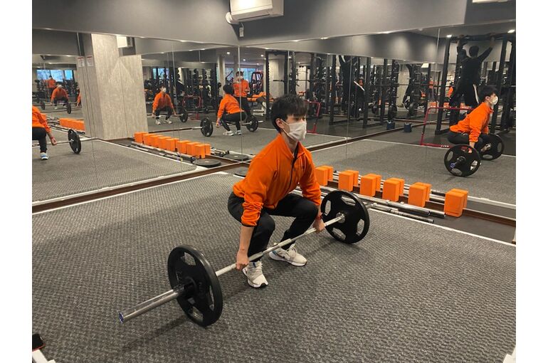 第一層レザーフィットネスベルトスクワットデッドリフトウエイトリフティングスポーツ保護ギアウエイトリフティングジムトレーニングエクササ TAYTHI レバーアクションベルト、フィットネスベルト スクワットデッドリフトベルト パワーリフティングベルト ベルト スクワット  トロリーレバーアーム専用のベルトスクワットアタッチメントです。 取り付けも簡単で安全にベルトスクワットが実施できます。 ONI ベルト ...